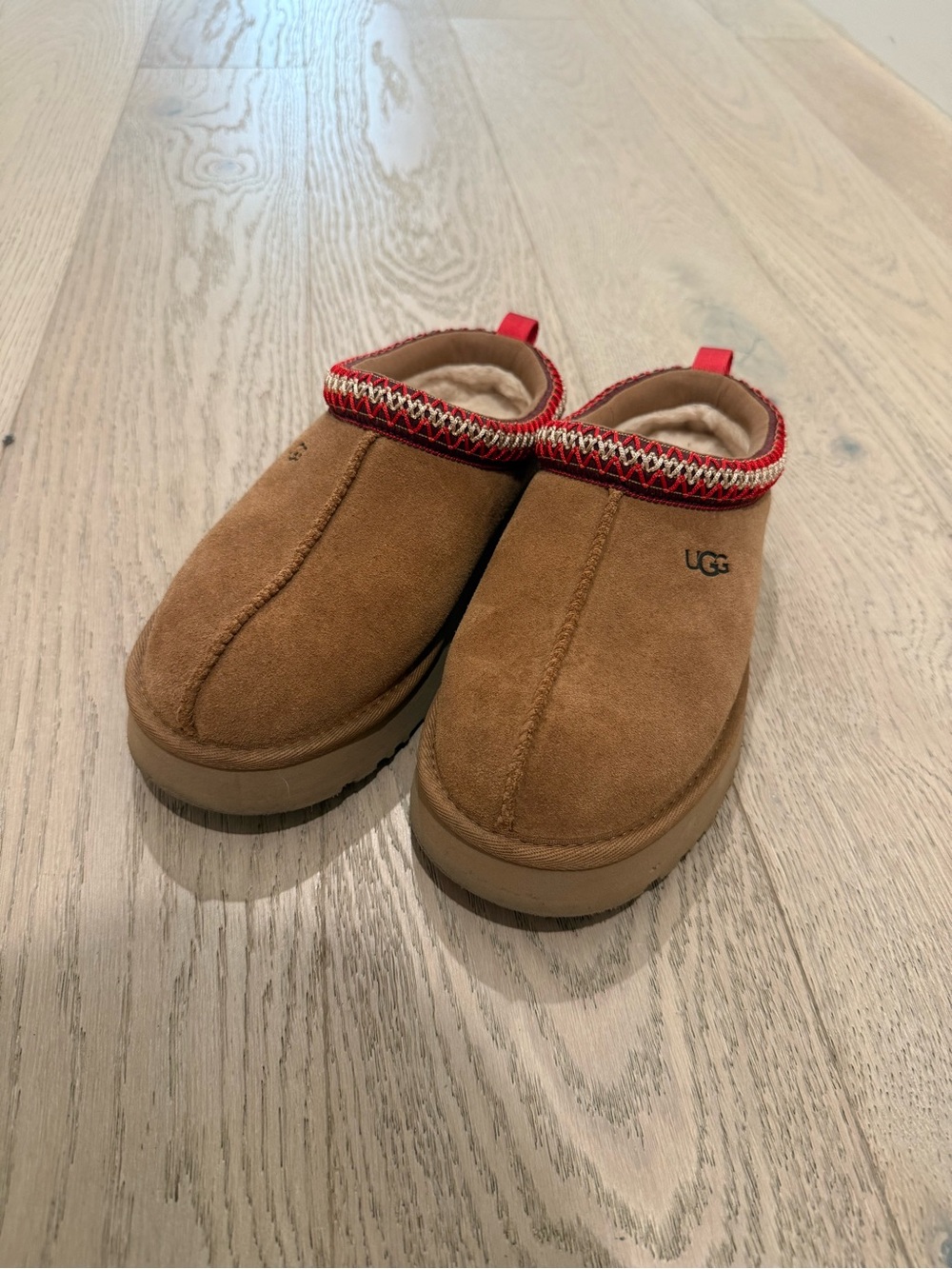 UGG Chestnut Unisex Tazz Slippers Big Kid/Women
